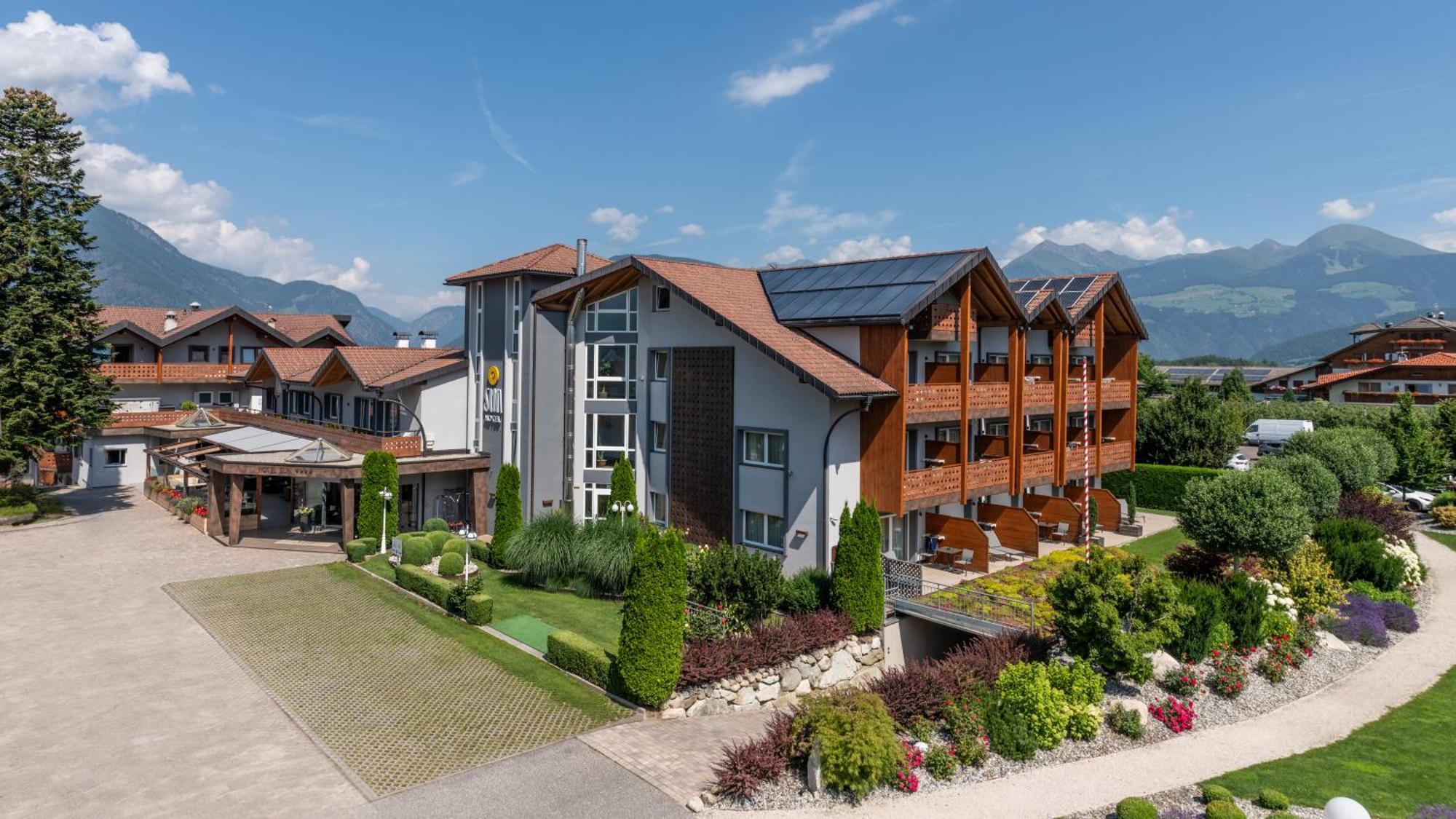 Hotel Sun Natz-Schabs Exterior photo